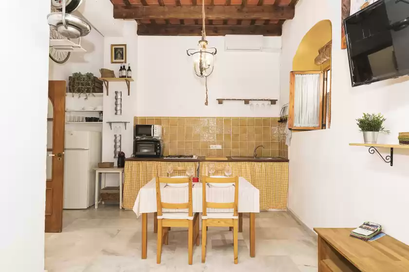 Holiday rentals in Loft santiago, Jerez de la Frontera