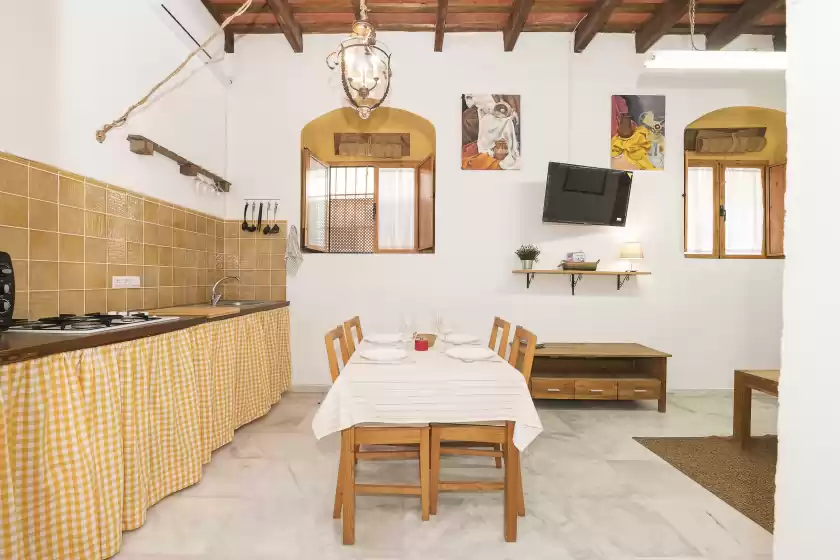 Holiday rentals in Loft santiago, Jerez de la Frontera