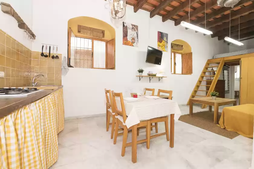 Holiday rentals in Loft santiago, Jerez de la Frontera