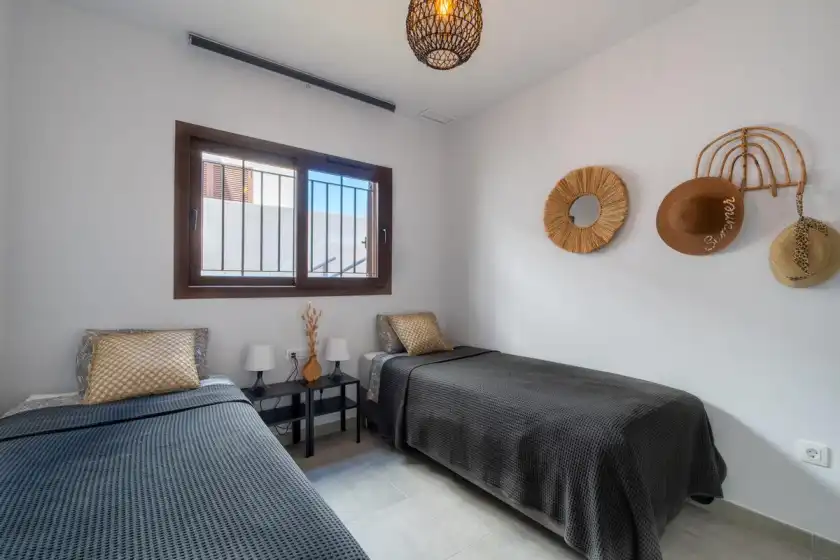 Holiday rentals in Casa mira, Pozo del Esparto