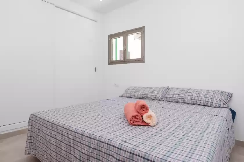 Holiday rentals in Caleta, Cala Figuera