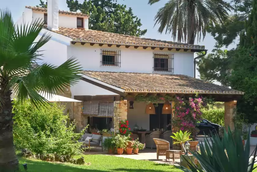 Holiday rentals in Xarabella