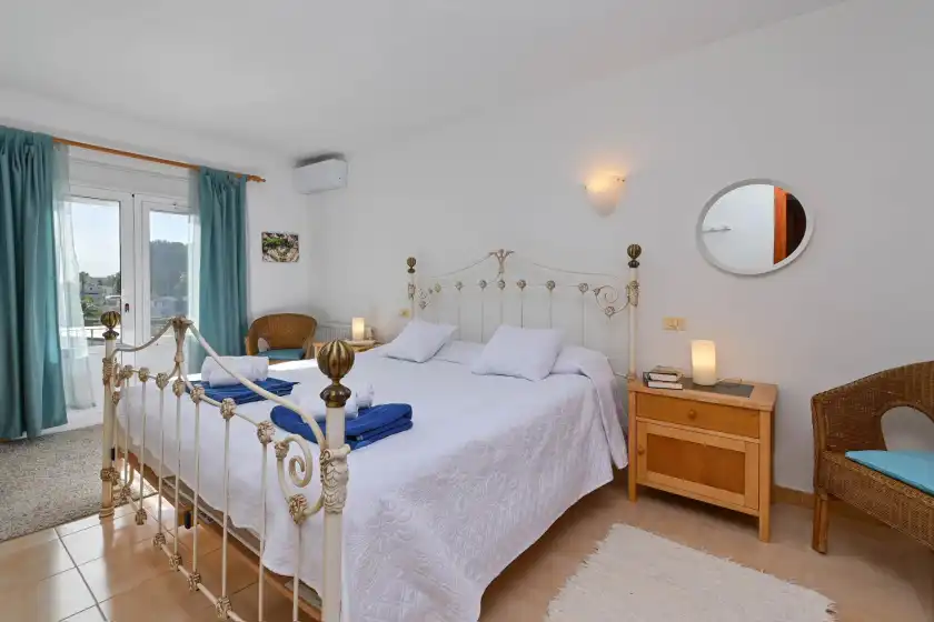 Holiday rentals in Casa basta, Moraira