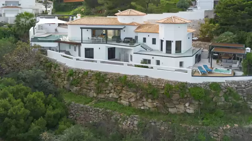Holiday rentals in Anna y emma, La Pedrera