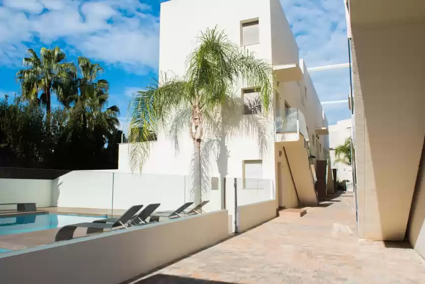 Holiday rentals in Marina b1, Setla