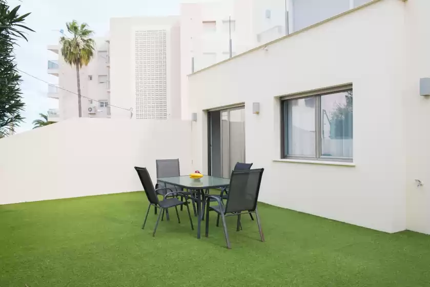 Holiday rentals in Marina b1, Setla