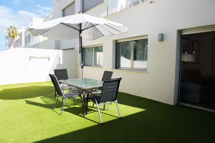 Holiday rentals in Marina b4, Setla