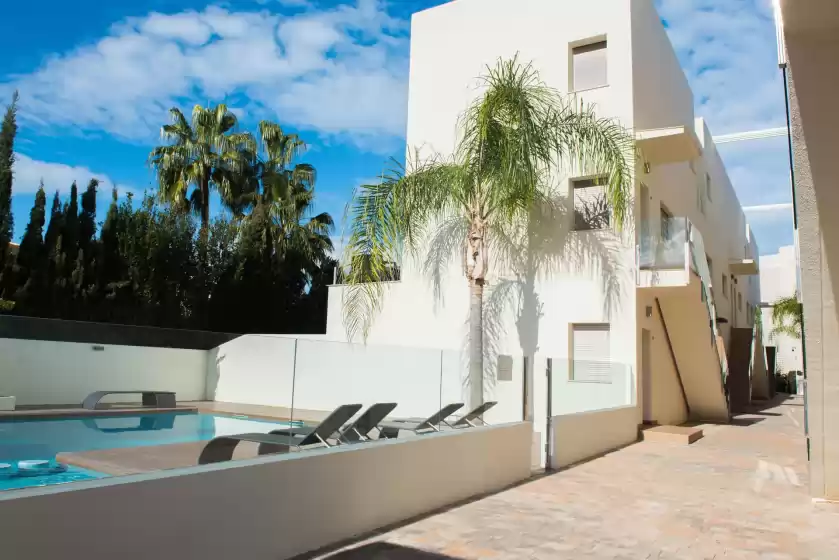 Holiday rentals in Marina b4, Setla