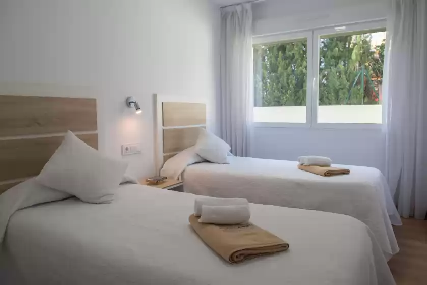 Holiday rentals in Marina b4, Setla