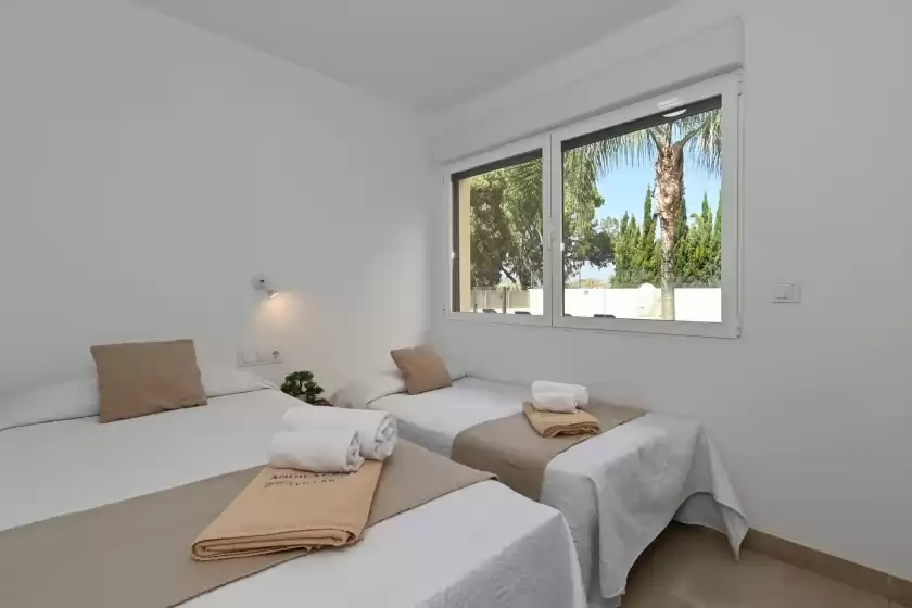 Holiday rentals in Marina a2, Setla