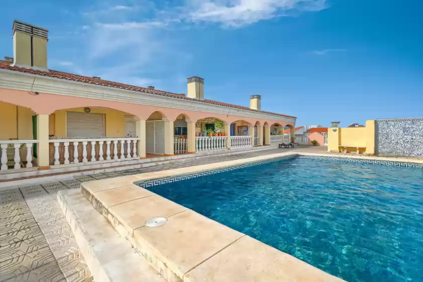 Holiday rentals in Poblets, Setla