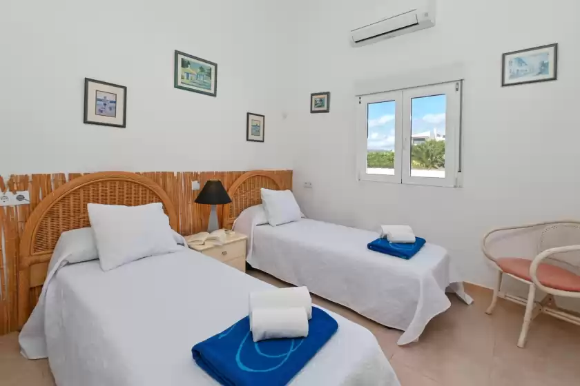 Holiday rentals in Ker blanc, Jesús Pobre