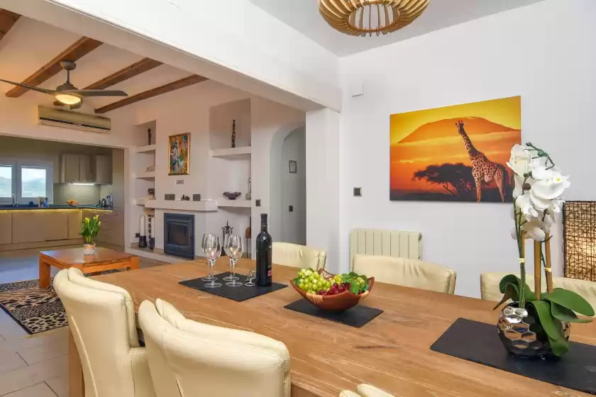 Holiday rentals in El elefante 4 pax, Jesús Pobre