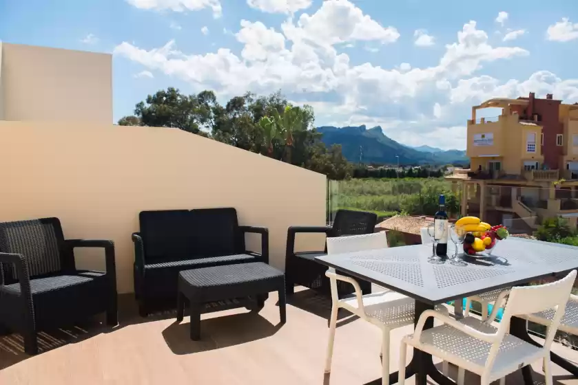 Holiday rentals in Marina b5 4 pax, Setla