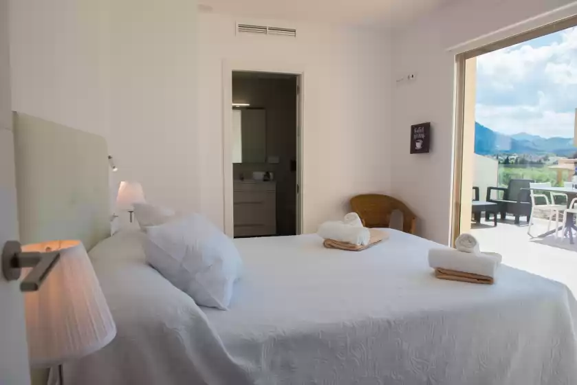 Holiday rentals in Marina b5 4 pax, Setla