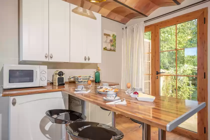 Holiday rentals in Sa sort llarga, Moscari