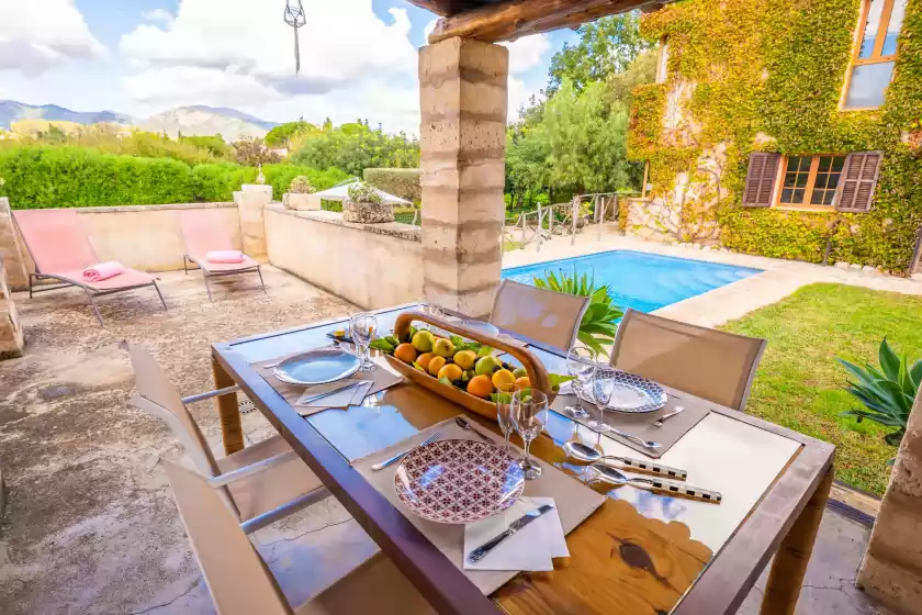 Holiday rentals in Sa sort llarga, Moscari