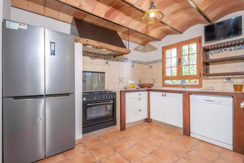 Holiday rentals in Sa sort llarga, Moscari