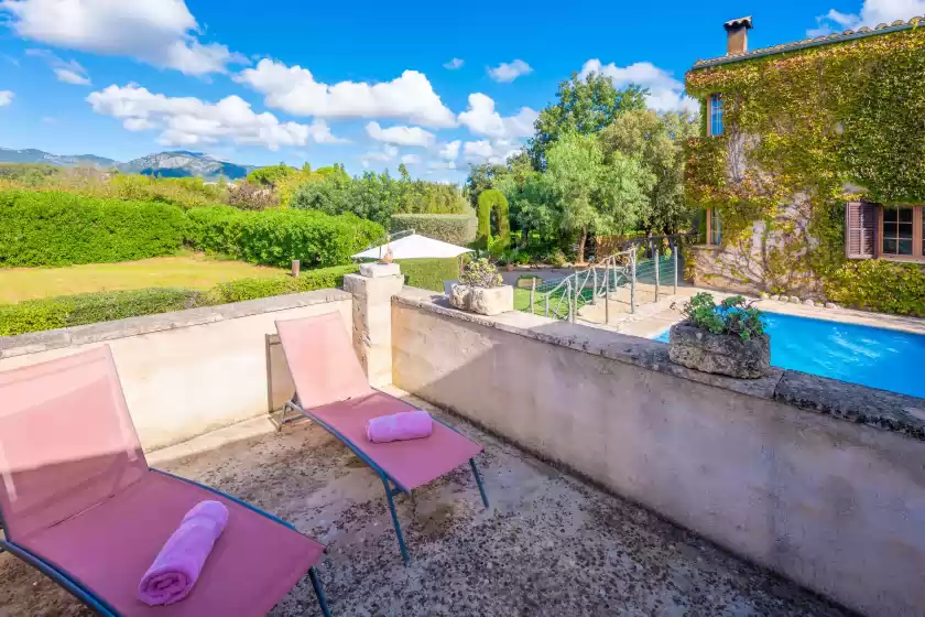 Holiday rentals in Sa sort llarga, Moscari