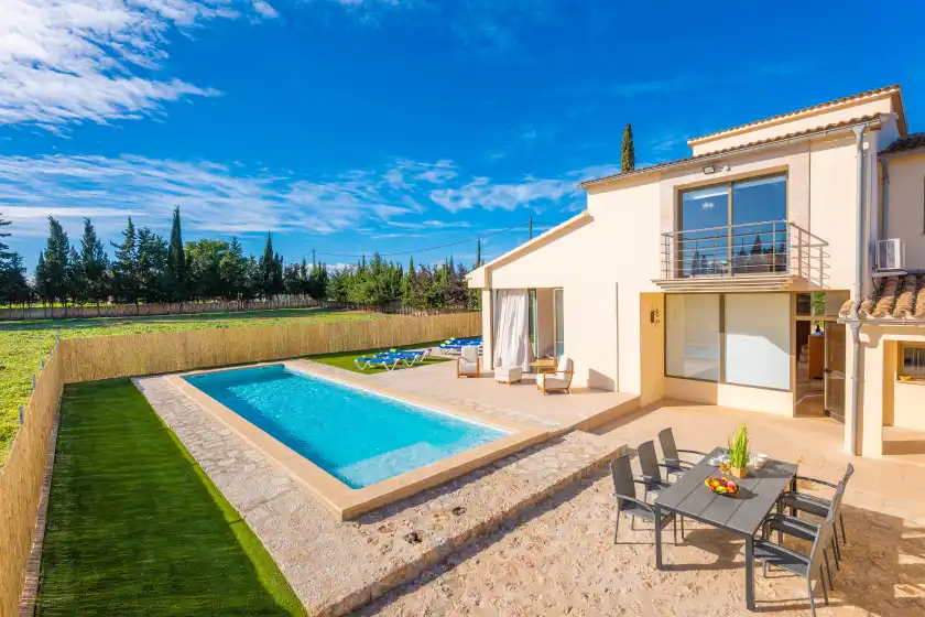 Holiday rentals in Can lluent, Inca