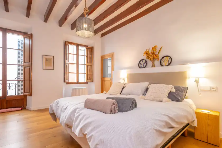 Holiday rentals in Can serp, Alaró