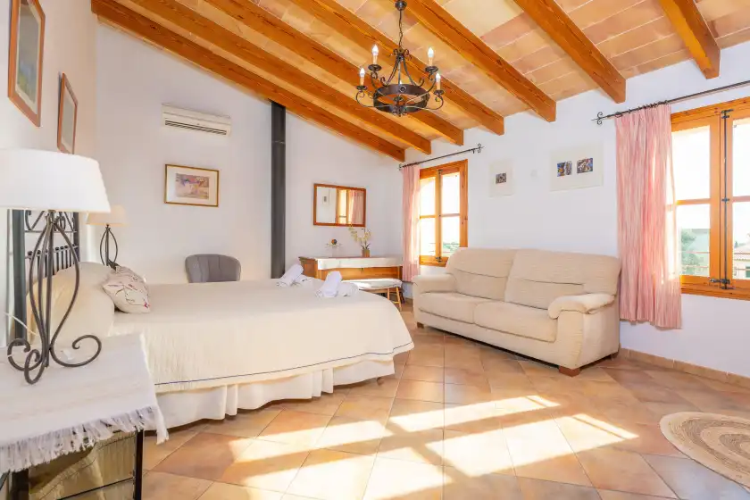 Holiday rentals in Can tabou, Selva