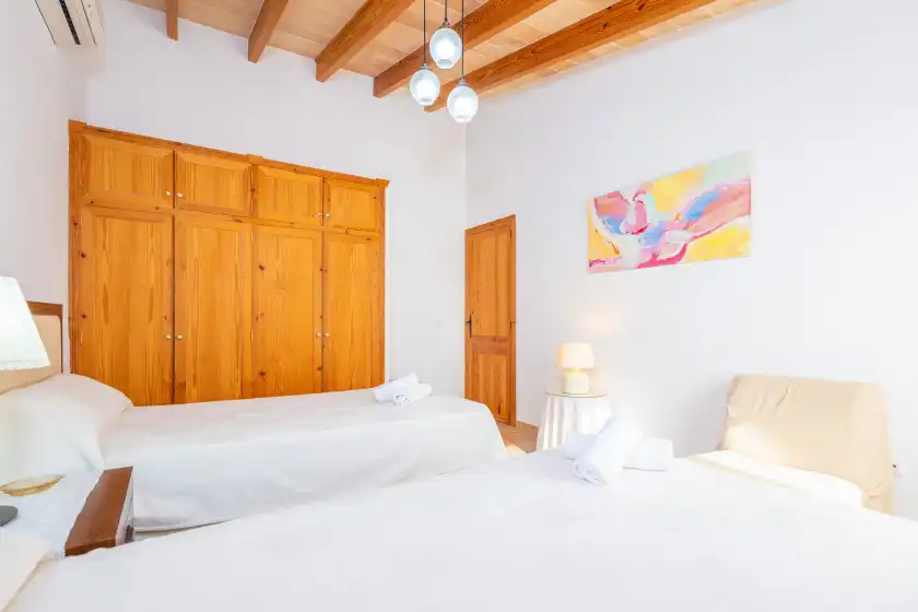 Holiday rentals in Can tabou, Selva