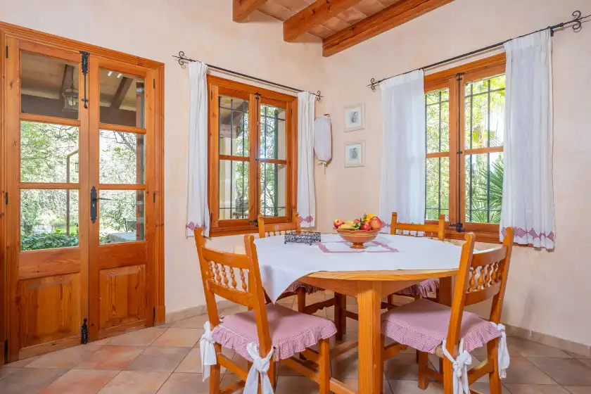 Holiday rentals in Can tabou, Selva