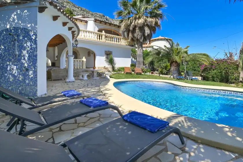 Holiday rentals in Villa lau 6 pax