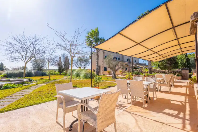 Holiday rentals in Agroturismo mondrago (antic na martina), Portopetro