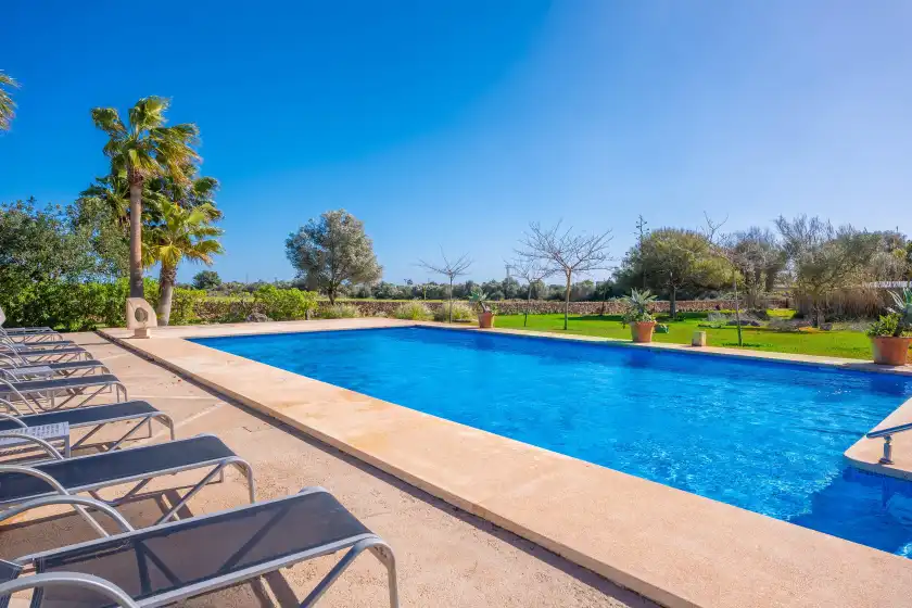 Holiday rentals in Agroturismo mondrago (antic na martina)