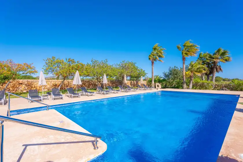 Holiday rentals in Agroturismo mondrago (antic na martina), Portopetro