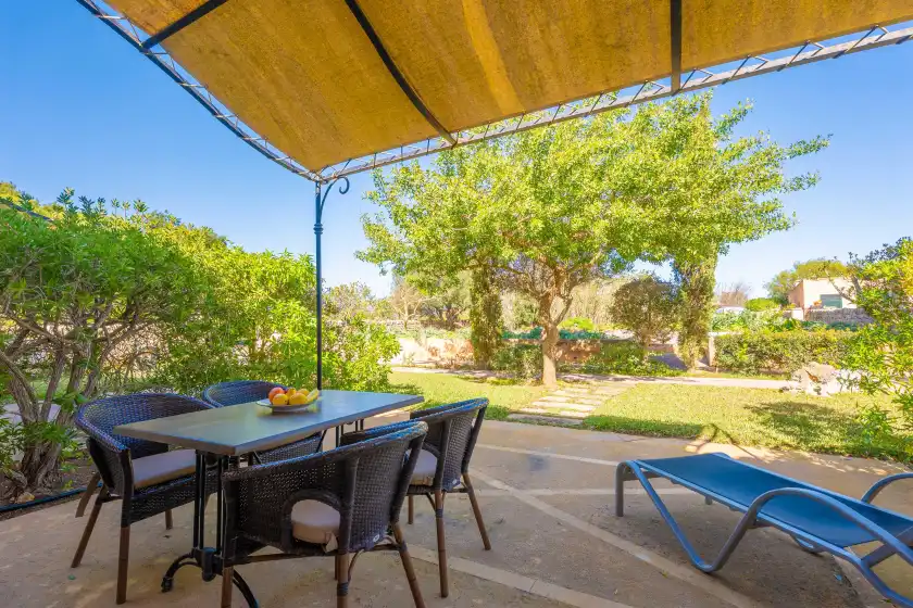 Holiday rentals in Agroturismo mondrago (antic na martina), Portopetro