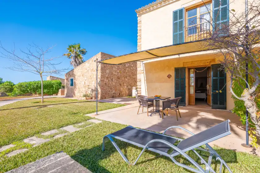 Holiday rentals in Agroturismo mondrago (antic na martina), Portopetro