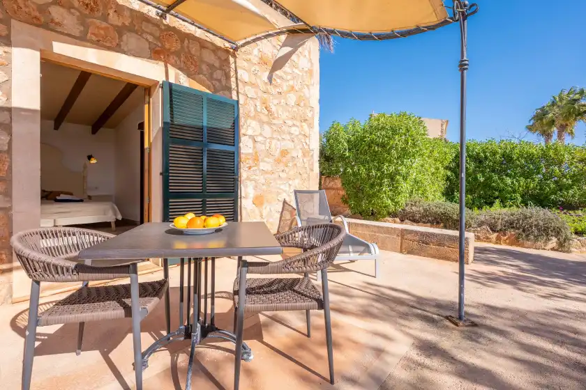 Holiday rentals in Agroturismo mondrago (antic na martina), Portopetro