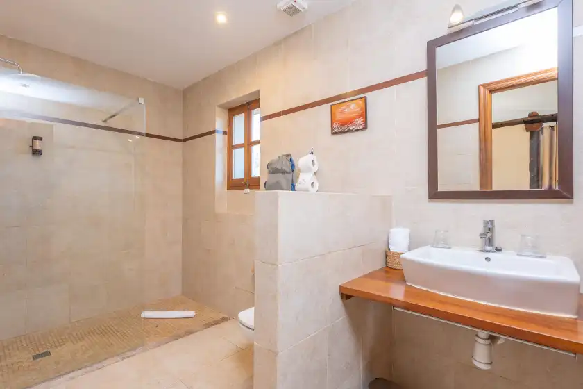 Holiday rentals in Agroturismo mondrago (antic na martina), Portopetro