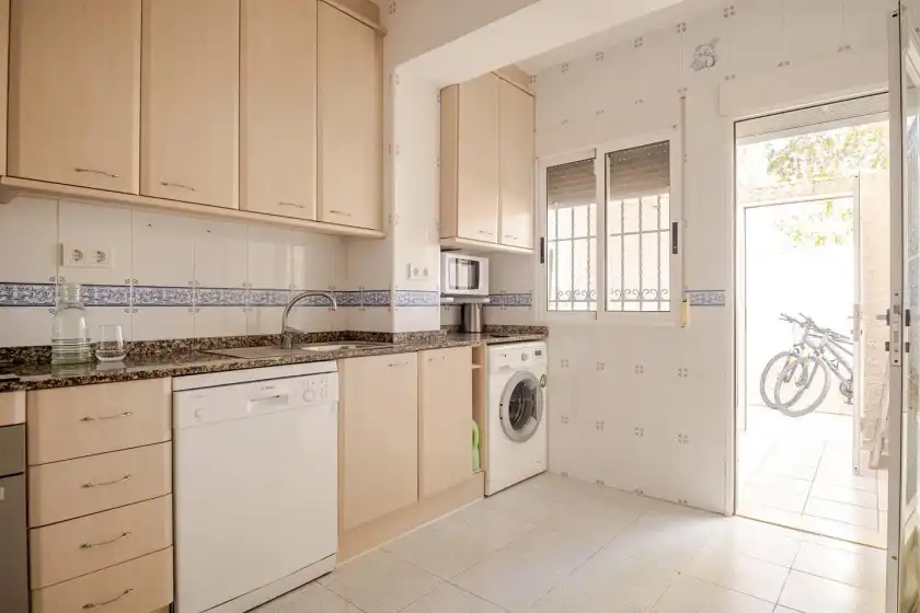 Holiday rentals in Villa jardín botánico, Orihuela Costa