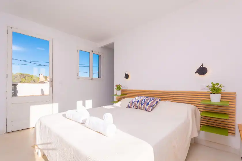 Holiday rentals in Murters 76, ses Covetes