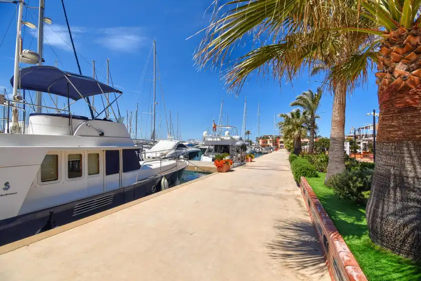 Holiday rentals in Calma blanca, Dénia