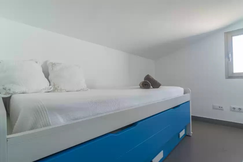 Holiday rentals in Mar colonia, Colònia de Sant Jordi