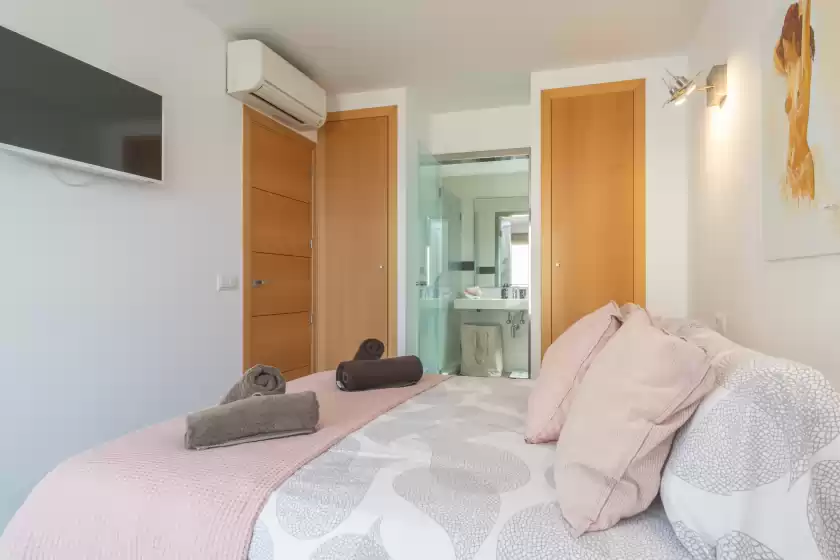 Holiday rentals in Mar colonia, Colònia de Sant Jordi