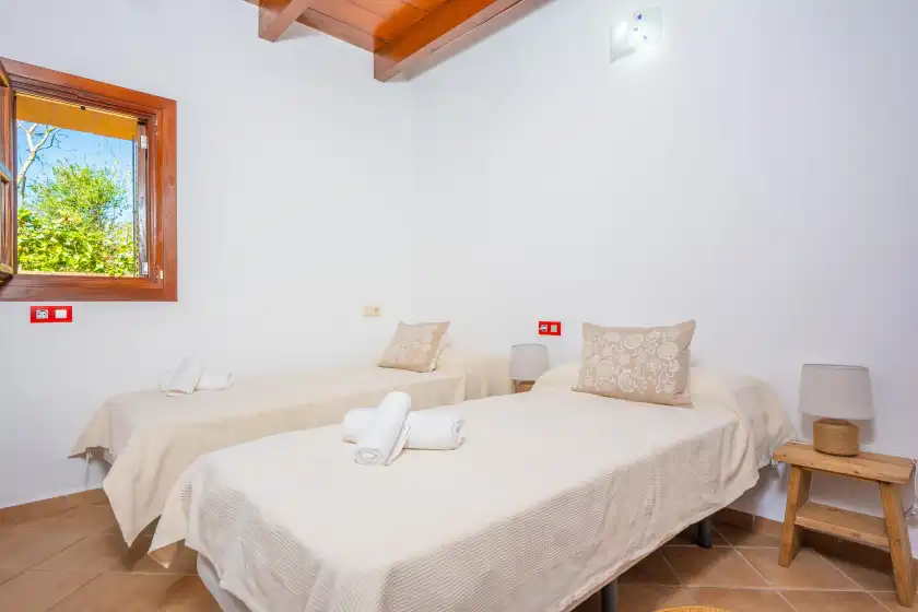 Holiday rentals in Son fullaneta, Llucmajor