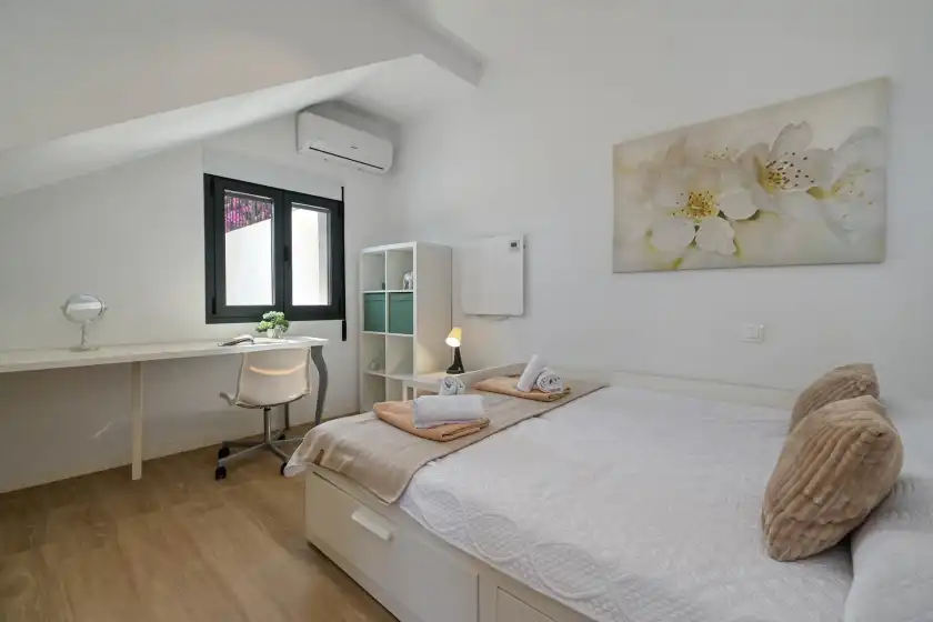Holiday rentals in Casa zoe, Pedreguer
