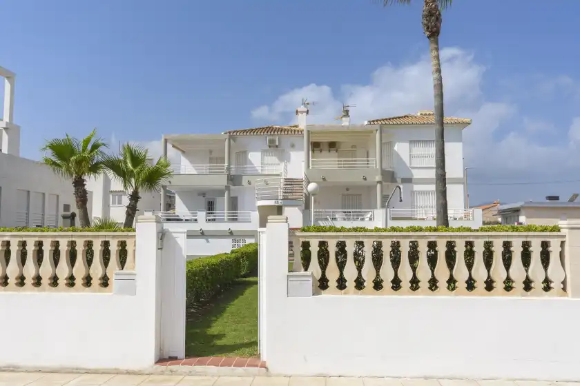 Holiday rentals in Vistas panoramicas, Oliva
