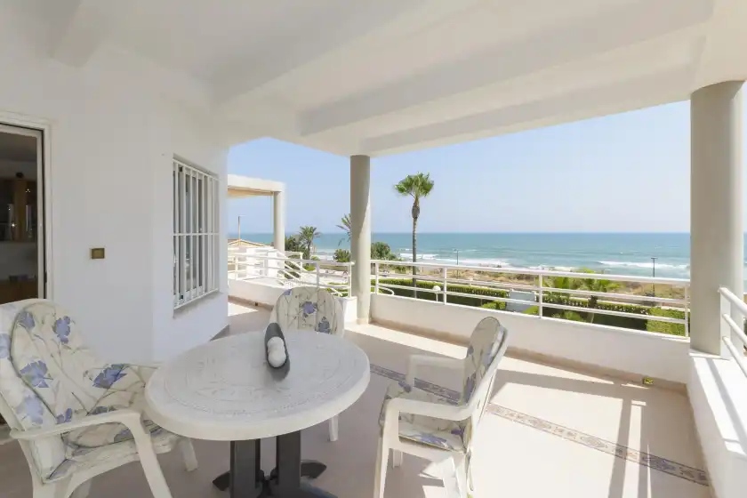 Holiday rentals in Vistas panoramicas, Oliva