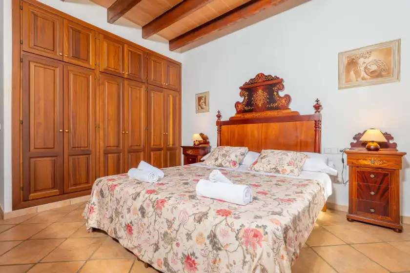 Holiday rentals in Son moix, Manacor