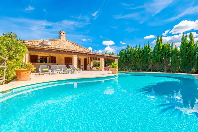 Holiday rentals in Son moix