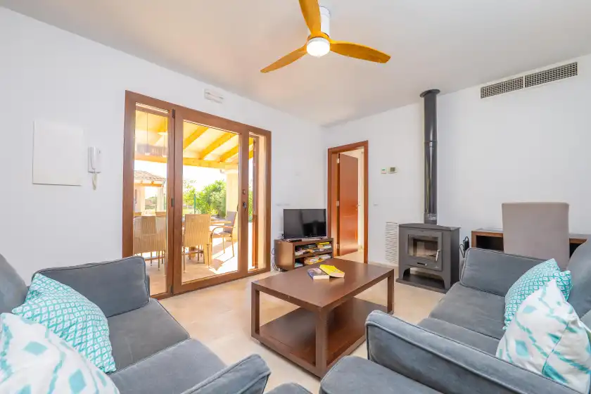 Holiday rentals in Villa borneta, Binissalem