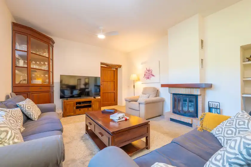 Holiday rentals in Sa caseta blanca, Inca