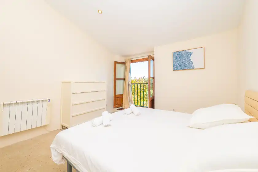 Holiday rentals in Sa caseta blanca, Inca
